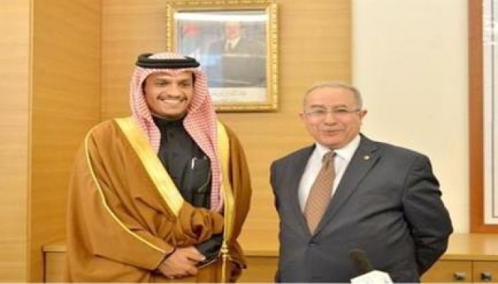 الجزائر تدين قصف السيسي لليبيا .. و تدعو إلى احترام سيادة ليبيا