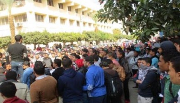 فعاليات طلابية بالقاهرة والمحافظات تطالب برحيل حكم العسكر