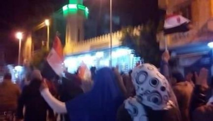 مسيرة ليلية لثوار دمياط