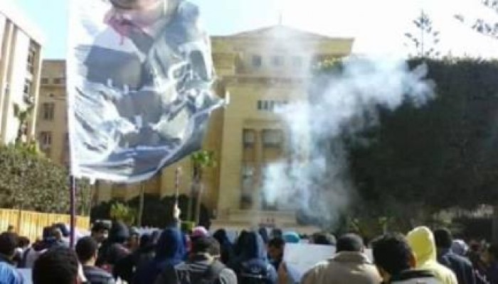 أمن الإسكندرية يهاجم تظاهرة لطلاب الهندسة