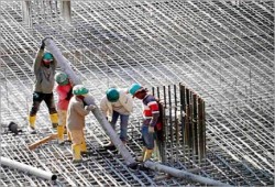 ترحيل 31 عاملاً مصريًّا من السعودية