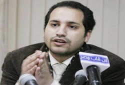 أسرة "القباني" تعرب عن قلقها بعد إضرابه عن الطعام