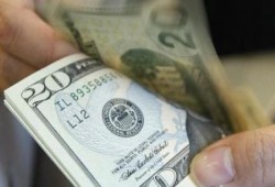 سعر الدولار في السوق الرسمى و السوداء اليوم الاثنين