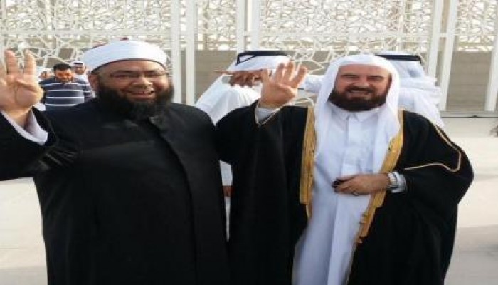 داغي والصغير يرفعان شارة رابعة بمكة المكرمة