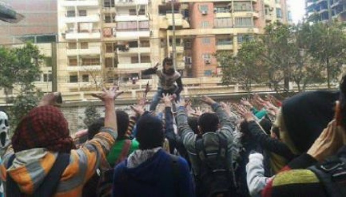 فيديو.. مسيرة لطلاب المدارس بميدان النعام تندد بجرائم حكم العسكر