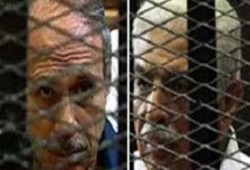 "نيويورك تايمز": براءة العادلي تتزامن مع سجن ثوار يناير