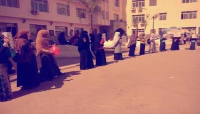 طالبات ضد الانقلاب بجامعة الفيوم يحيون ذكرى الشهداء