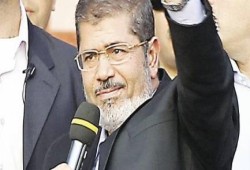 منشقة عن "تمرد" تطالب بالإعتذار للرئيس "مرسي"
