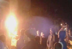 وقفة ليلية حركتي اولتراس نهضاوي وشباب ضد الانقلاب بابوحماد فى جمعة "أنقذوا مصر"