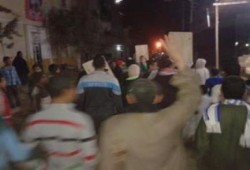 "مصر مش للبيع " هتاف ثوار مركز سنورس بفعاليتهم الليلية