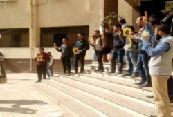 ثوار الشريعة و القانون بدمنهور ينتفضون في سلسلة بشرية لإطلاق سراح المعتقلين