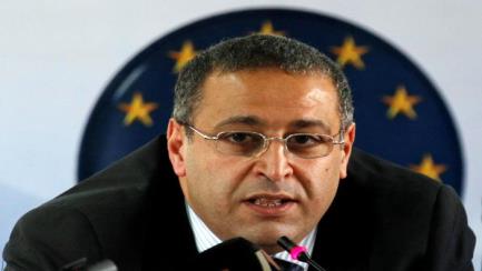 وزير الاستثمار الانقلابي يعترف بفشل سياسات نظامه الاقتصادي