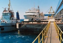 استمرار إغلاق ميناء الغردقة لليوم الرابع على التوالي