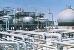 إهمال الانقلاب: تلوث بحري بمساحة كبيرة بسبب كسر خط تصدير الغاز برأس غارب