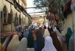 نساء ضد الانقلاب .. تتظاهر ضد استمرار اعتقال طالبات بنى سويف