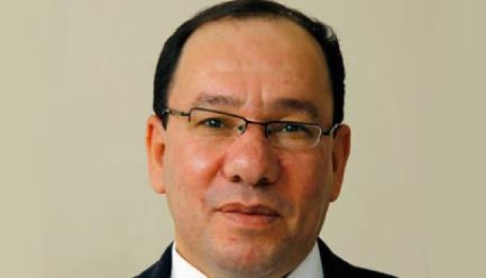 وائل قنديل يكتب : نظرية "السيسي حلو.. النظام قبيح"