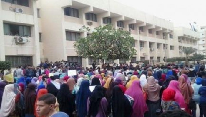 قوات أمن الانقلاب تحاصر جامعة الفيوم