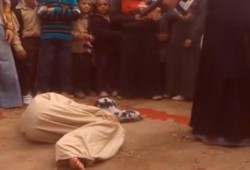 بالفيديو :  اسكتش تمثيلي عن مقتل الشهيد بإذن الله سيد الشعراوي أداء طالبات وتلميذات ناهيا