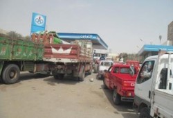 أزمة السولار بالوادي الجديد.. طوابير بالساعات