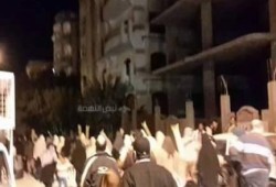 ثوار أكتوبر يعبرون عن رفضهم لمؤتمر بيع مصر بمسيرة ليلية