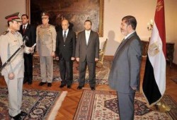 الخائن السيسي: مرسي ظن أنني مسلم متدين فعينني وزيرا للدفاع