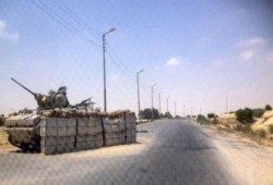 إصابة ضباط بالجيش وجنديين في هجوم على كمين امنى بالعريش