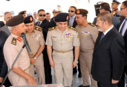 السيسي يسرق مشاريع الرئيس مرسي للترويج لمؤتمر بيع مصر