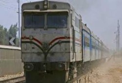 قطار قنا يصطدم بجرار بين محطتي بولاق والجيزة