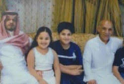 بعد 30 عامًا.. أمير سعودي يبحث عن معلمه المصري لتكريمه