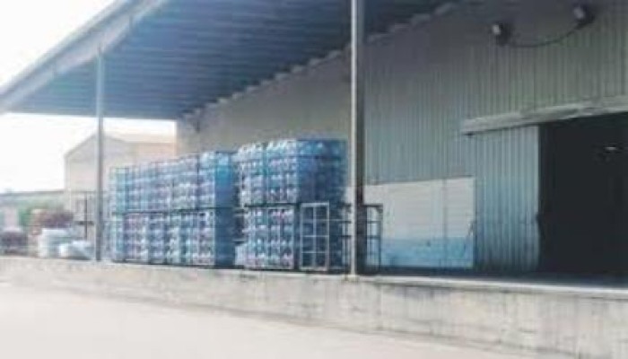 "تموين المنوفية" يصرف مياها معدنية للغلابة بدلا من نقاط الخبز