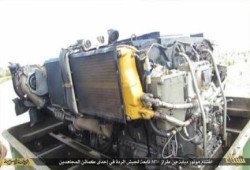 سيناء : مسلحون يدمرون دبابة (إم 60) ويستولون على محركها