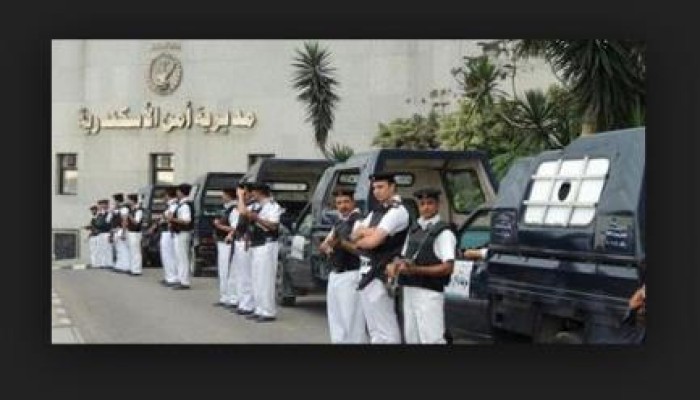 الإسكندرية : قوات الأمن تفرض طوق أمني حول مديرية الأمن إثر مشادات مع أهالي المعتقلين