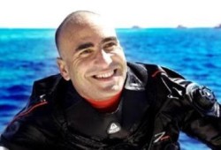 جماعة الإخوان بالإسكندرية تدين مقتل بطل الغطس العالمي واختطاف زوجته