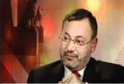 أحمد منصور: السيسي يبيع الوهم للشعب المصرى