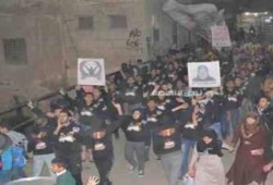 "ناهيا" تثور ليلًا.. وأطفالها يهتفون: مصر مش تكية.. يا كلاب الداخلية