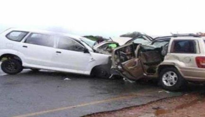 مصرع رئيس محكمة و2 من أبنائه في حادث تصادم سيارتين ببنى سويف