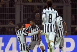 دوري أبطال أوروبا: يوفنتوس يسحق دورتموند في عقر داره وبرشلونة يكرر فوزه على السيتي (فيديو)