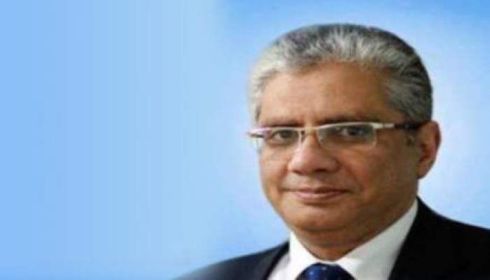 د. إيهاب مسلم: اللصوص أكثر من يتحدث عن التنمية والوطن