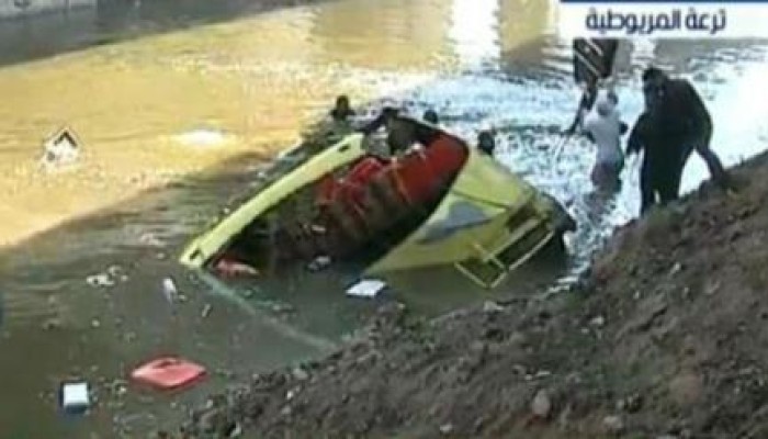 "كارثة جديدة" .. مصرع 30 عامل على الأقل في انقلاب حافلة تابعة لأوراسكوم بالجيزة