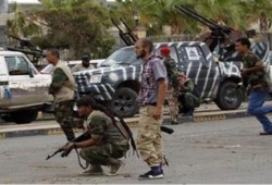 "فجر ليبيا" يسيطر على منطقة العزيزية في طرابلس
