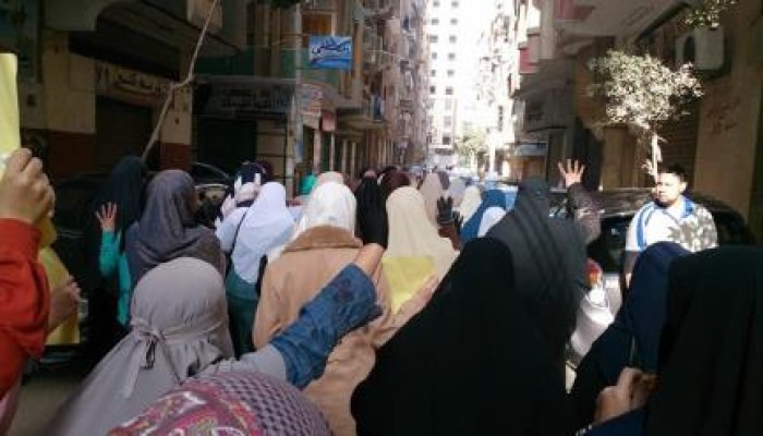 بالفيديو.. حرائر المنوفية: قلى يا قاضي إزاي بتنام.. وأنت بتدّي بريء إعدام