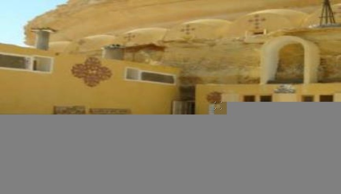 اشتباكات بالأسلحة البيضاء بين رهبان دير الأنبا مكاريوس بالفيوم