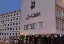 ترهل أمني: أفراد شرطة كوم أمبو يفرون من تجار مخدرات هاجموهم بالسلاح الأبيض