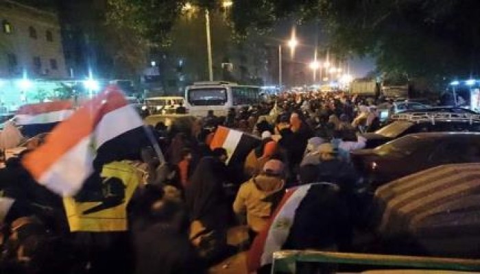 ثوار المطرية يطالبون بإعدام السفاح السيسي