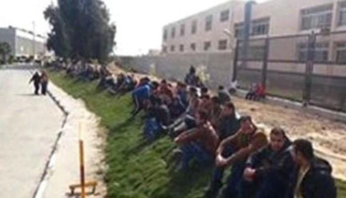 استمرار اعتصام عمال الصلب بالمنيا لتجاهل الانقلاب معاناتهم