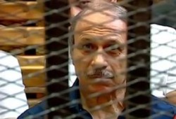 انفجار قنبلة أمام منزل قاضي براءة "العادلى"