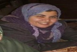 الأمنجية هاله حجازي تجوب بيوت المعتقلين بطنطا للتغرير بأهلهم وما زالت تمارس دورها الأمني