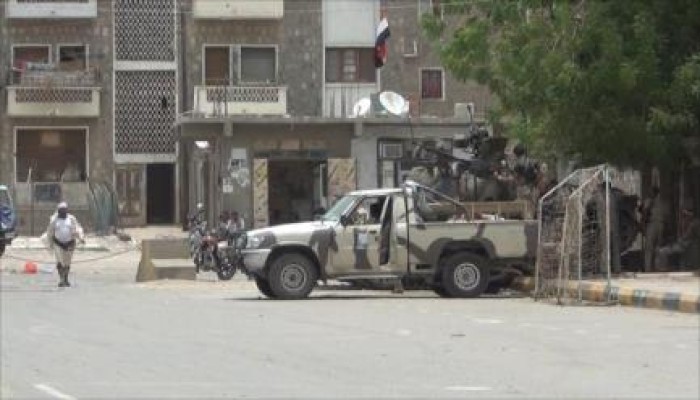 اليمن : الحوثيون على مشارف عدن بعد دخولهم قاعدة العند