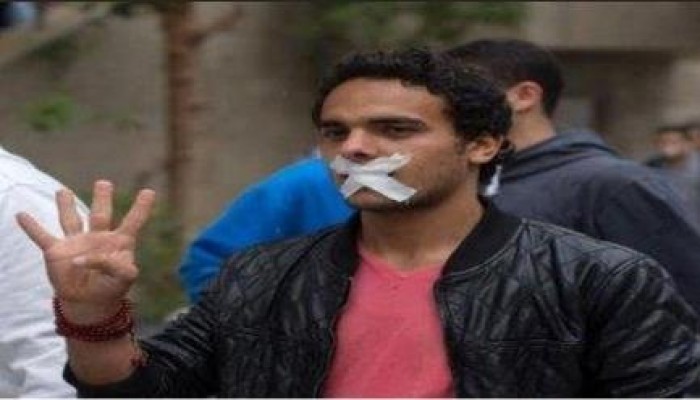 محكوم عليه بالإعدام.. قبضوا عليه من مكتب سفريات وفي الأوراق "مخزن أسلحة"