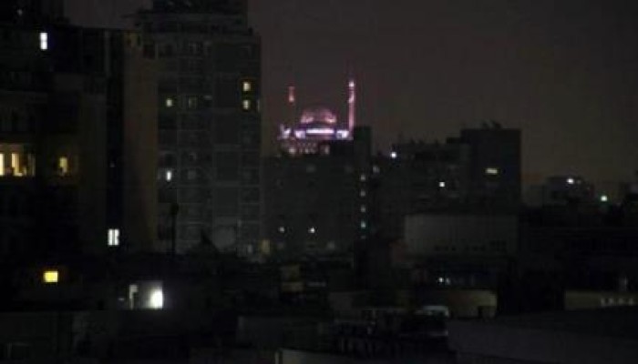 الليلة.. الكهرباء تعلن قطع التيار في عدد من المحافظات